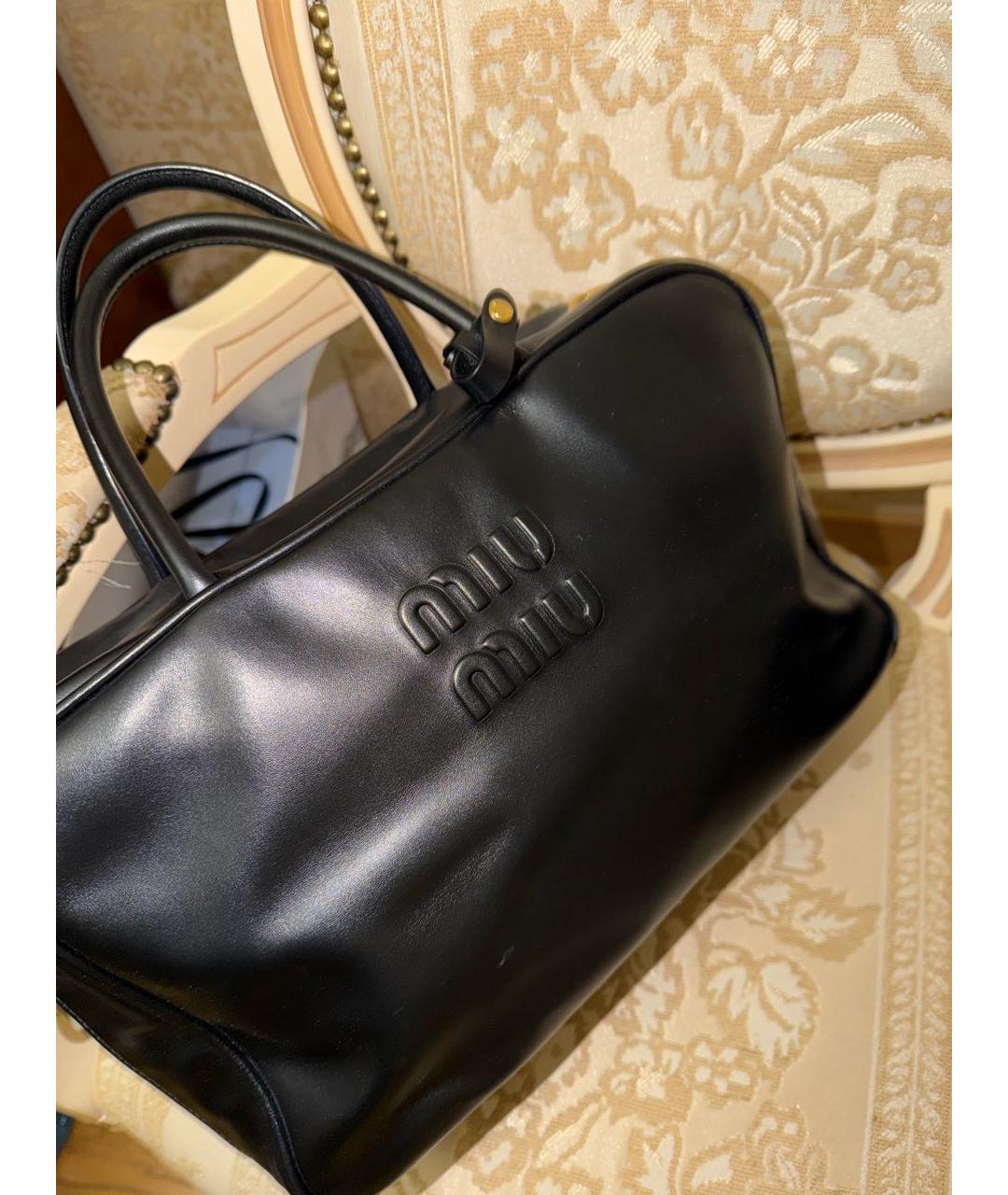 MIU MIU Черная кожаная сумка с короткими ручками, фото 2