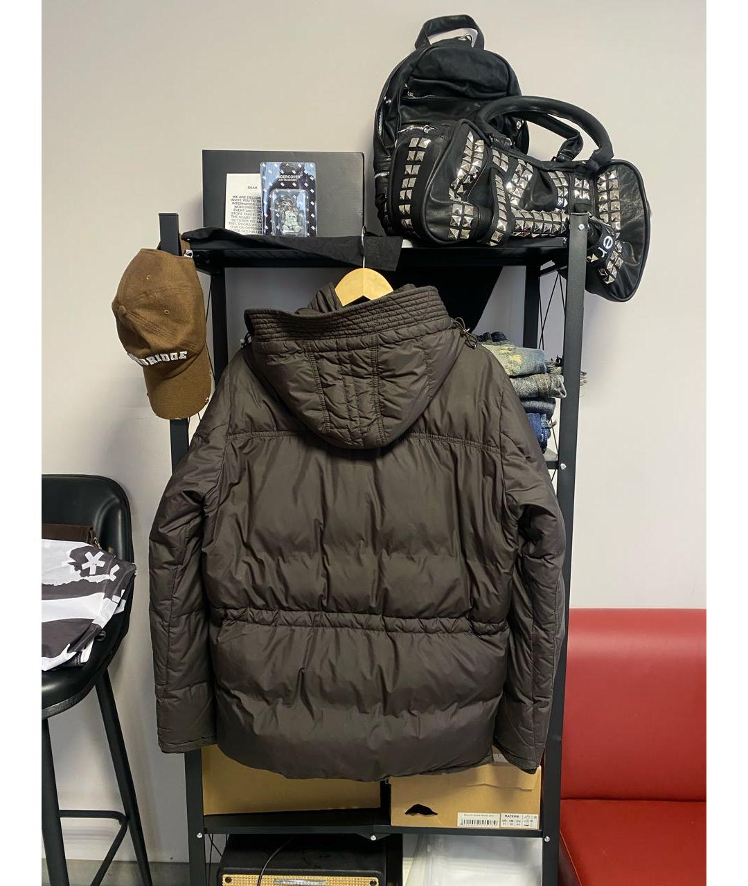 MONCLER Коричневый полиэстеровый пуховик, фото 2