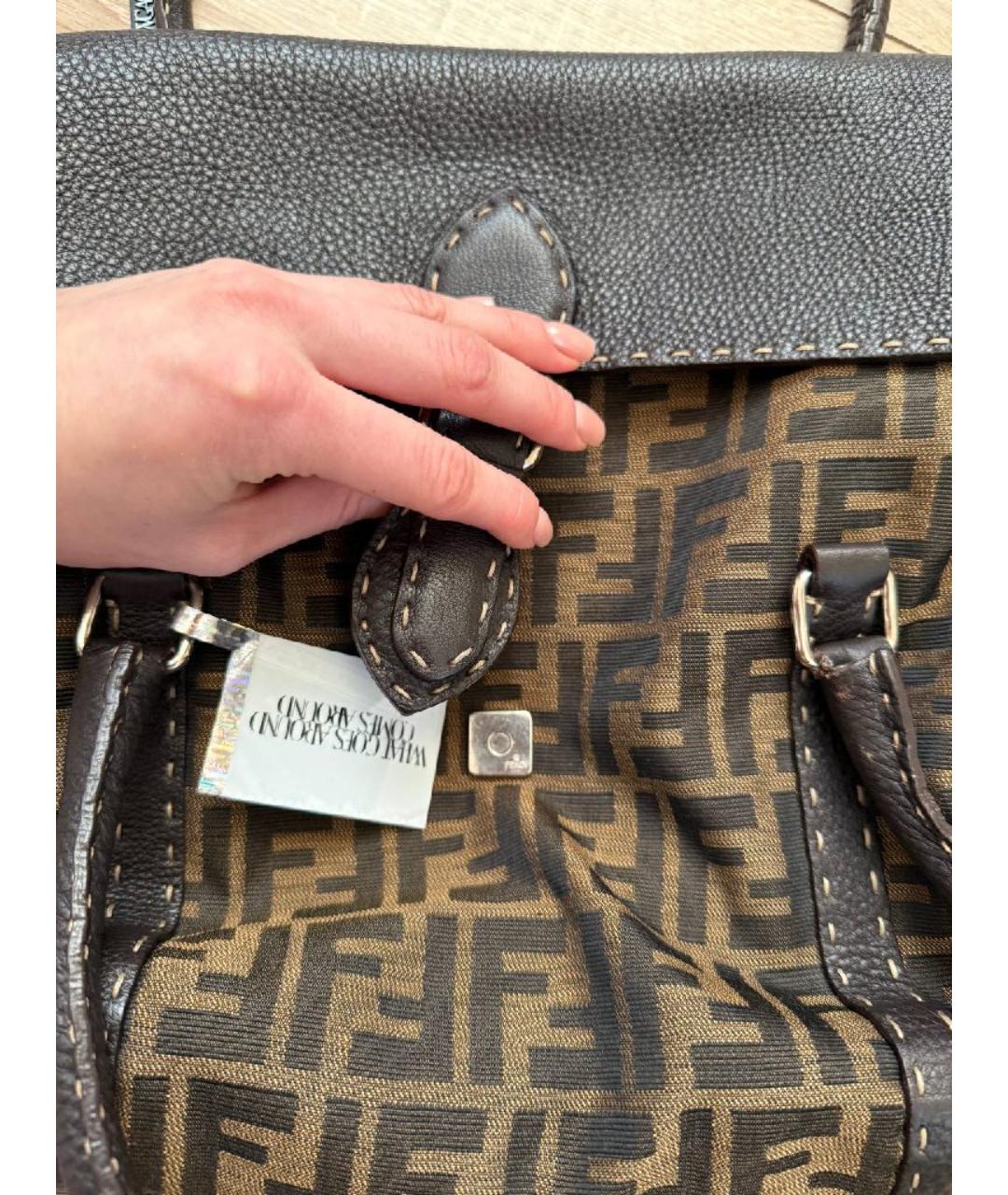 FENDI Коричневая сумка с короткими ручками, фото 4