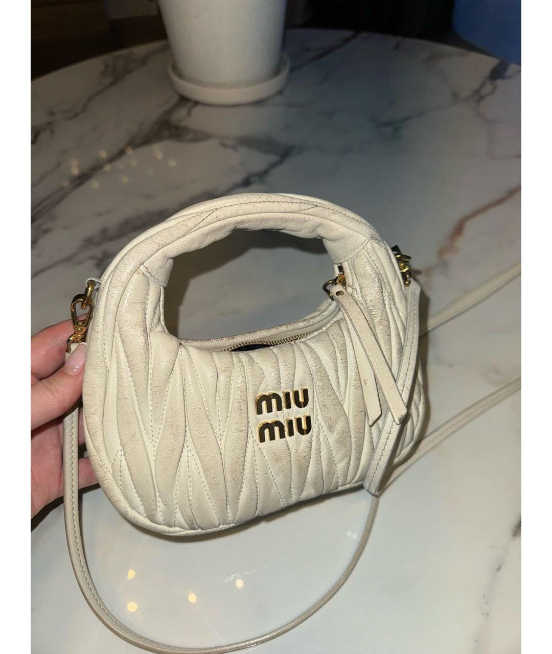 MIU MIU Белая кожаная сумка с короткими ручками, фото 2