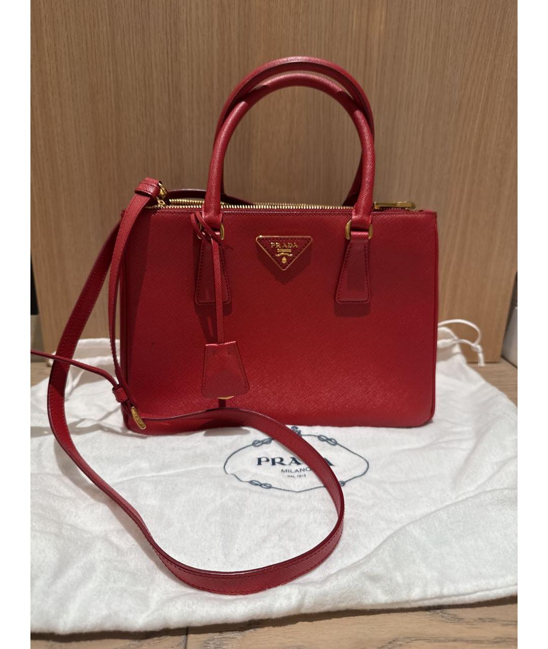 PRADA Красная кожаная сумка с короткими ручками, фото 9