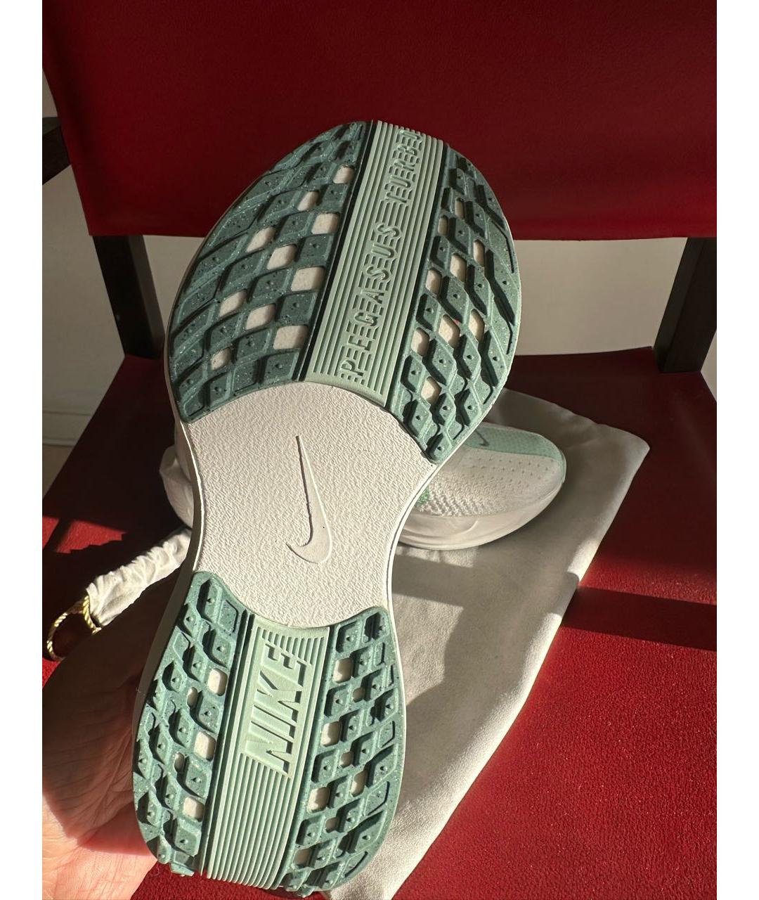 NIKE Белые текстильные кроссовки, фото 3