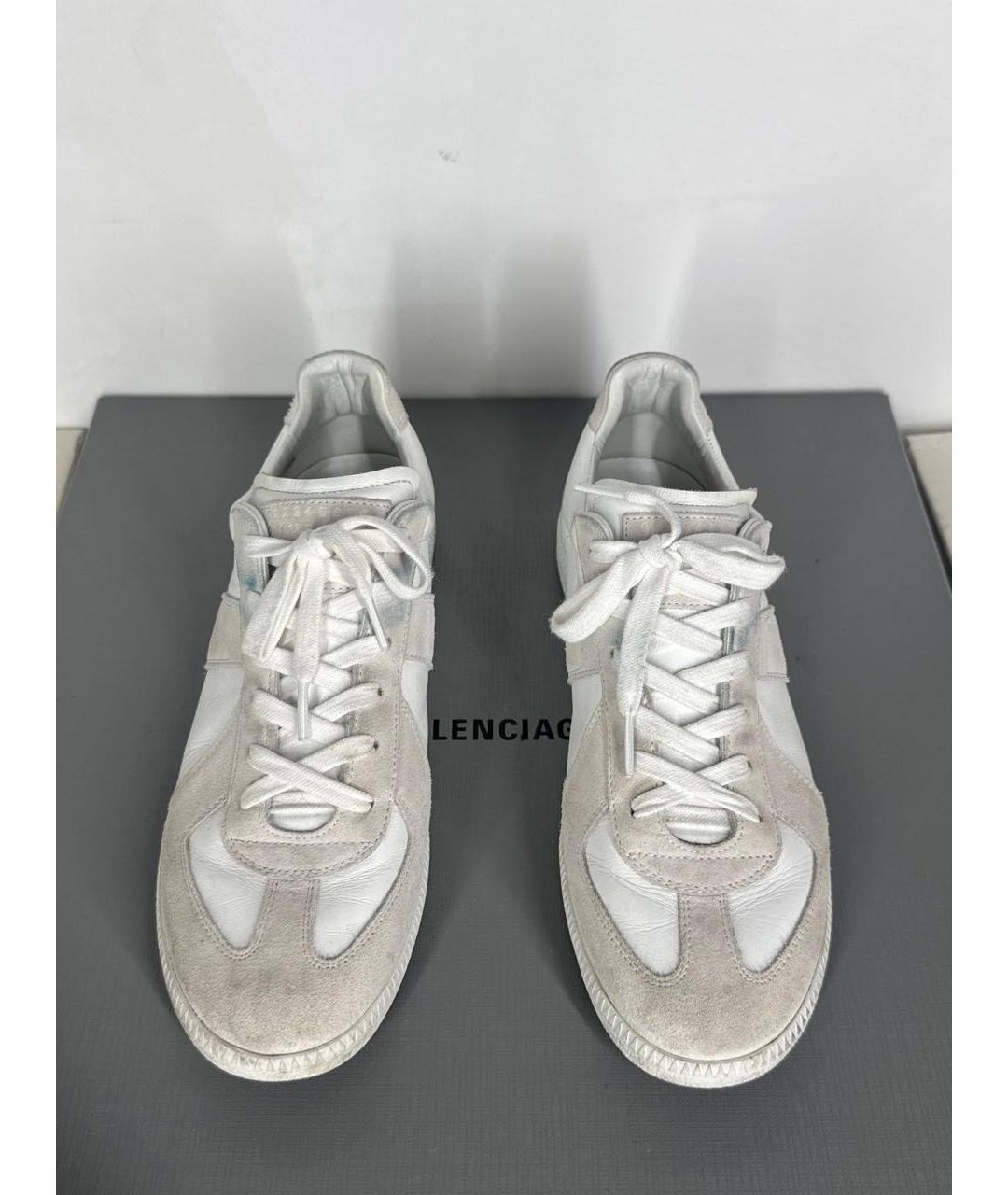 MAISON MARGIELA Белые замшевые низкие кроссовки / кеды, фото 3