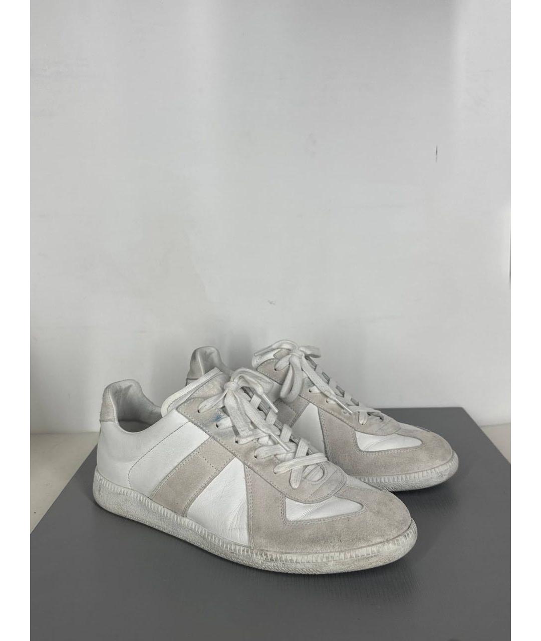 MAISON MARGIELA Белые замшевые низкие кроссовки / кеды, фото 2