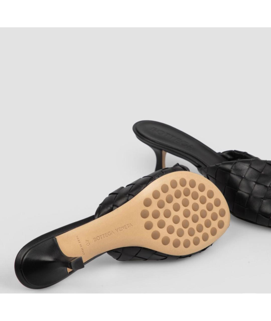 BOTTEGA VENETA Черные кожаные мюли, фото 5