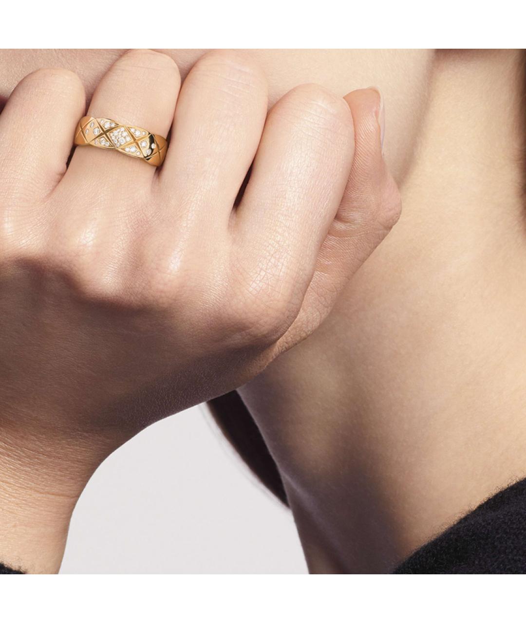 CHANEL Золотое кольцо из желтого золота, фото 4