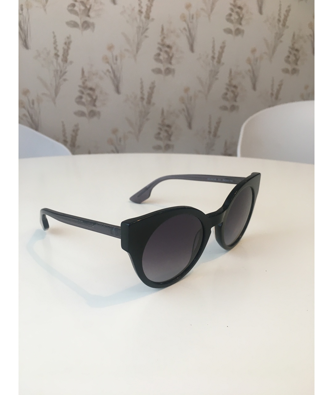 MCQ ALEXANDER MCQUEEN Черные пластиковые солнцезащитные очки, фото 2