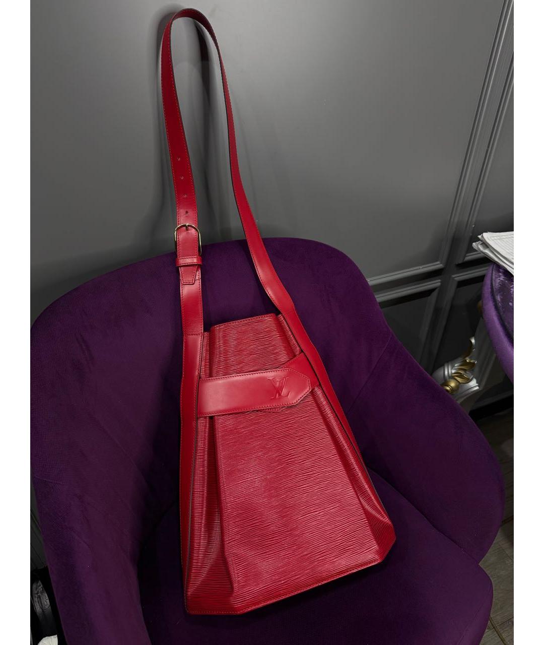 LOUIS VUITTON Красная кожаная сумка через плечо, фото 2