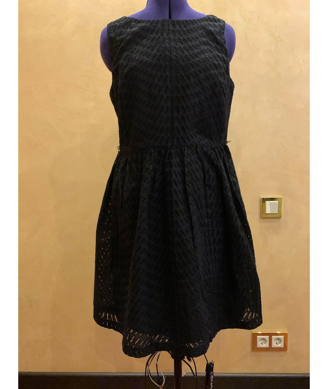 TRINA TURK Черное хлопковое платье, фото 8
