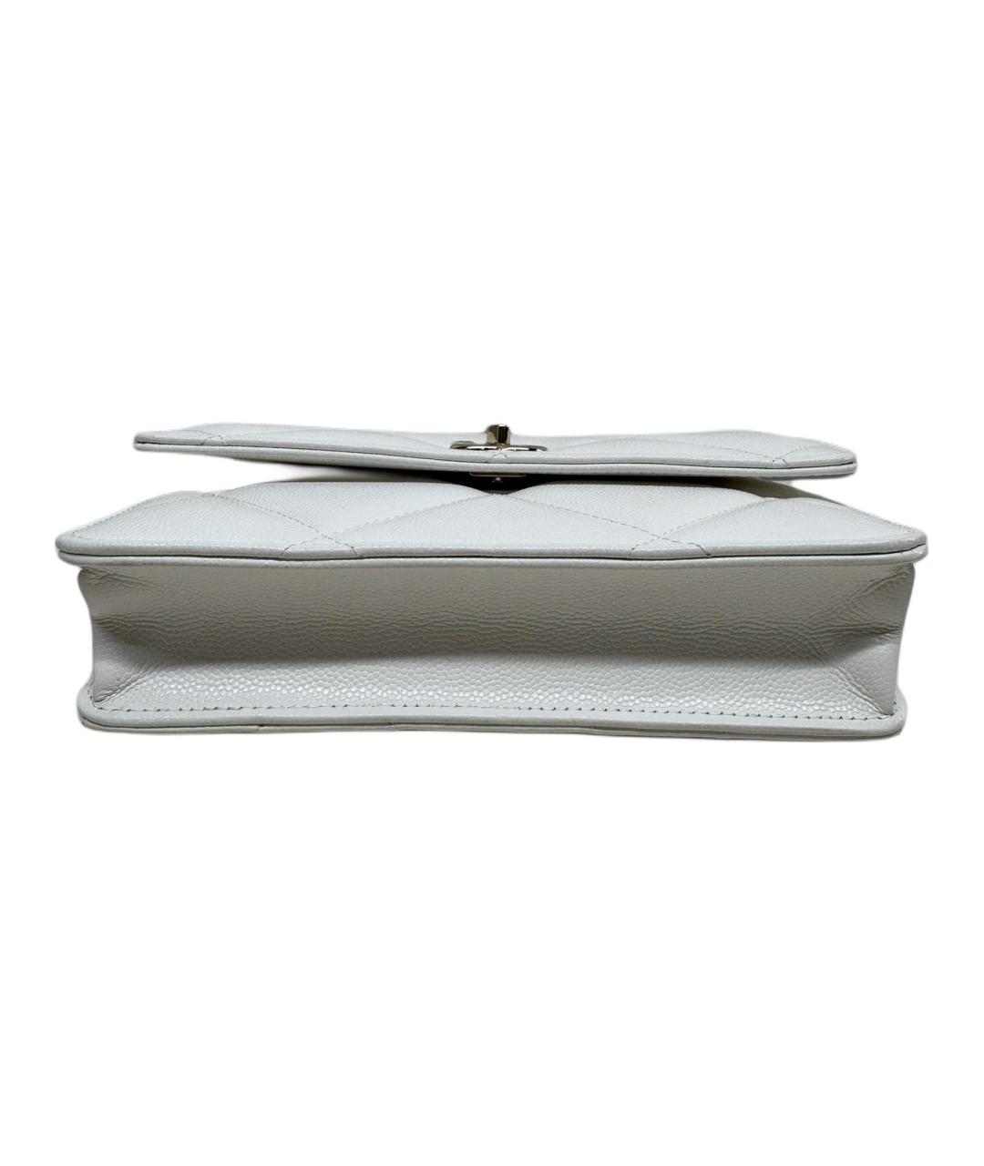 CHANEL Белая кожаная сумка через плечо, фото 1