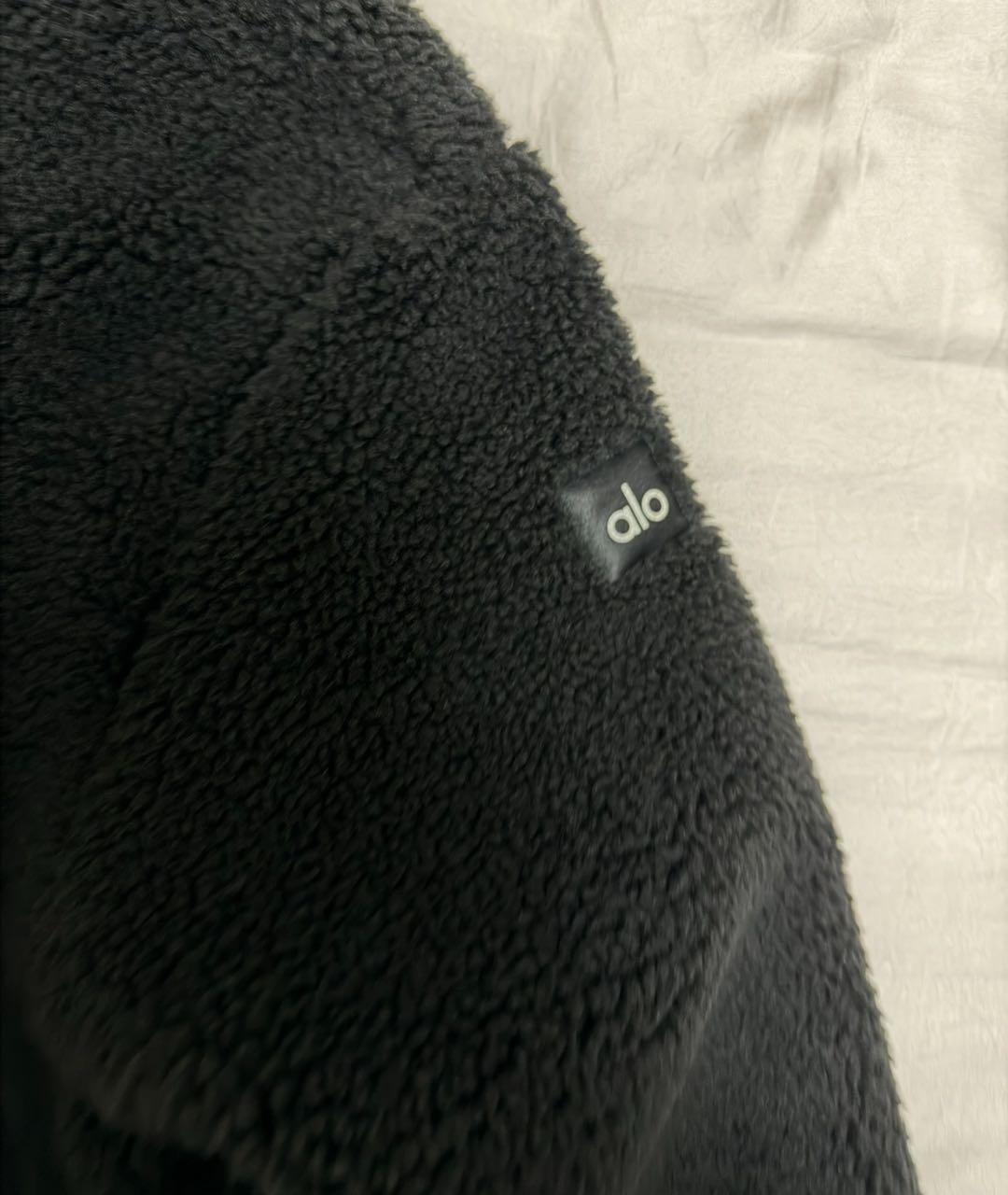 ALO YOGA Черная куртка, фото 6