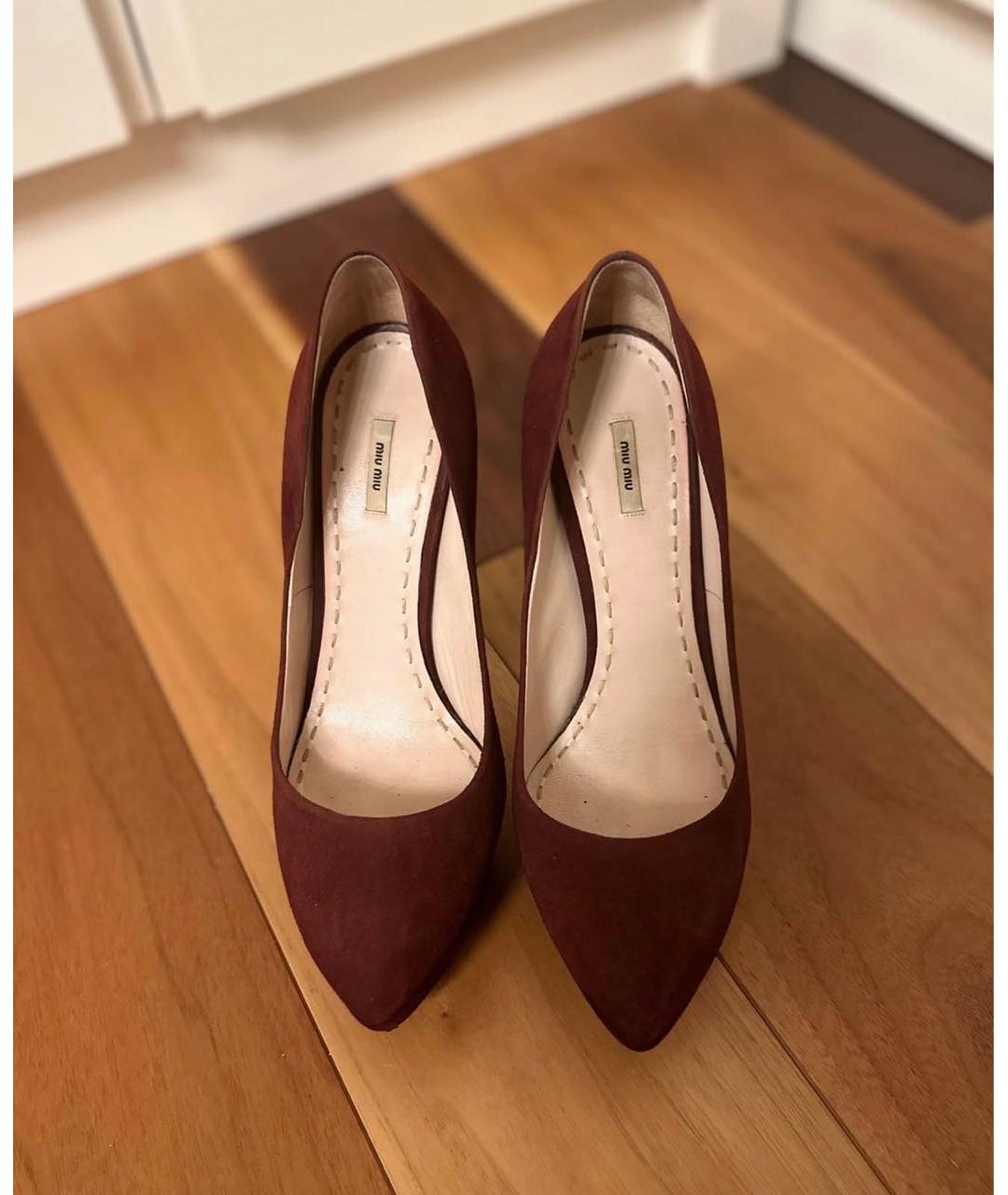 MIU MIU Бордовые замшевые туфли, фото 2