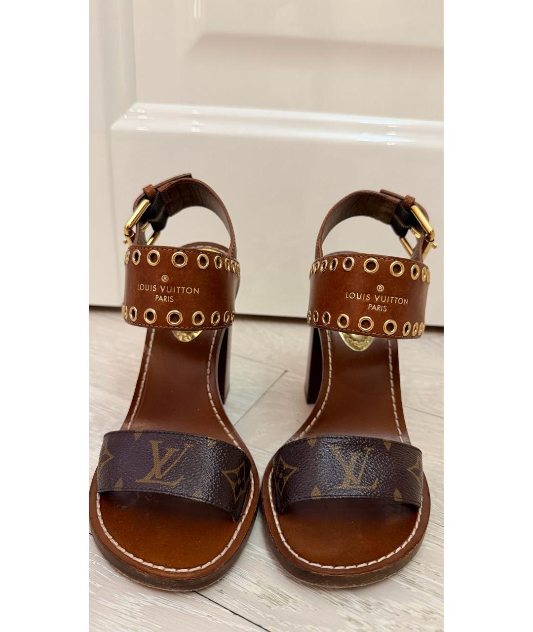 LOUIS VUITTON Коричневые кожаные босоножки, фото 2