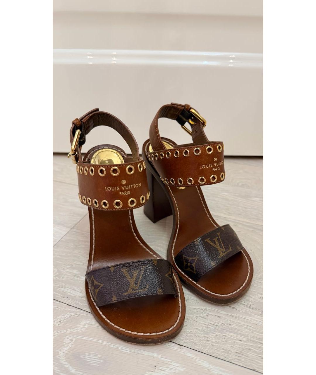 LOUIS VUITTON Коричневые кожаные босоножки, фото 5