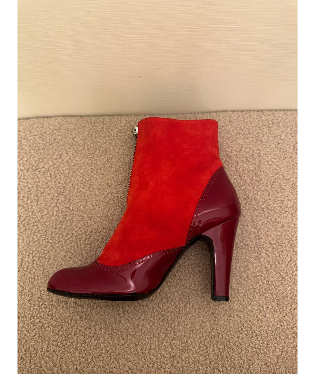 MARC JACOBS Красные замшевые ботильоны, фото 5