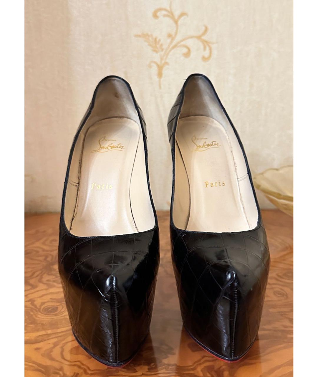 CHRISTIAN LOUBOUTIN Черные туфли из экзотической кожи, фото 2