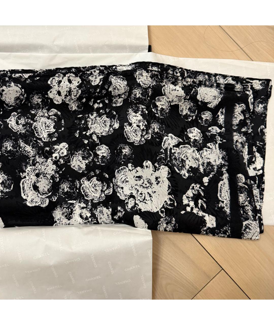 CHANEL Черный шелковый платок, фото 2