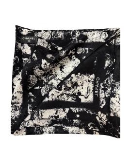 CHANEL Платок
