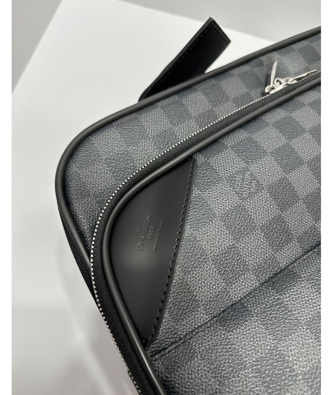 LOUIS VUITTON Черный чемодан, фото 8