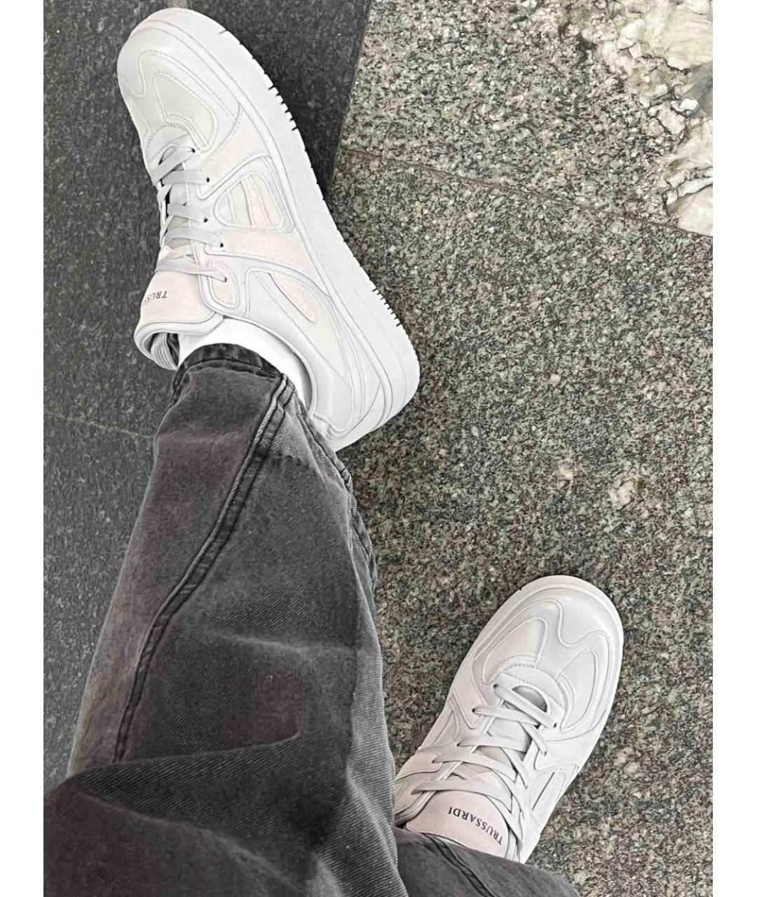 TRUSSARDI Серые кожаные низкие кроссовки / кеды, фото 6