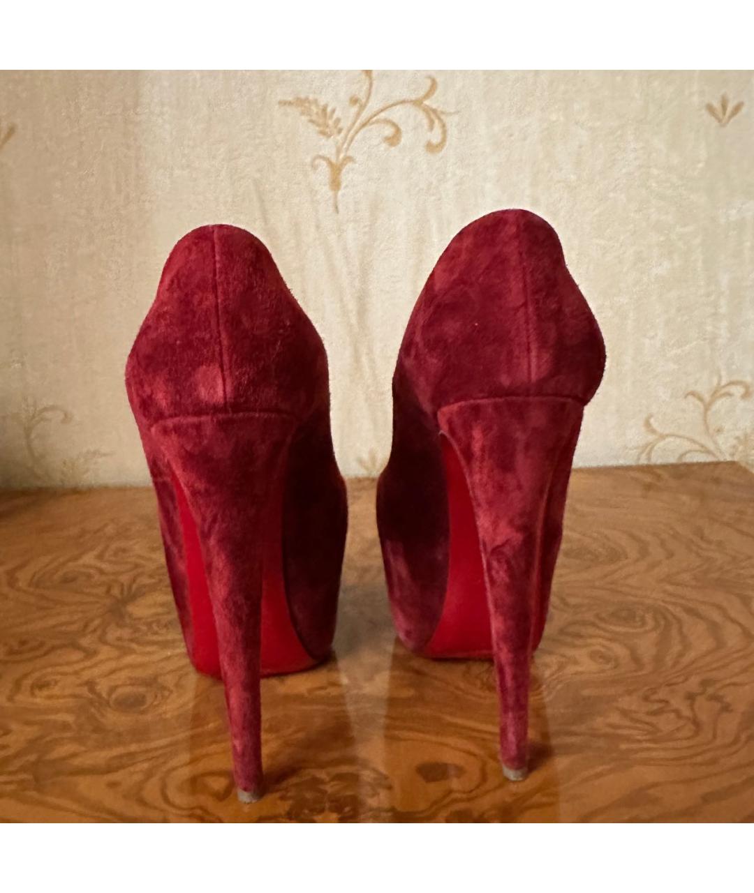 CHRISTIAN LOUBOUTIN Бордовые замшевые туфли, фото 4