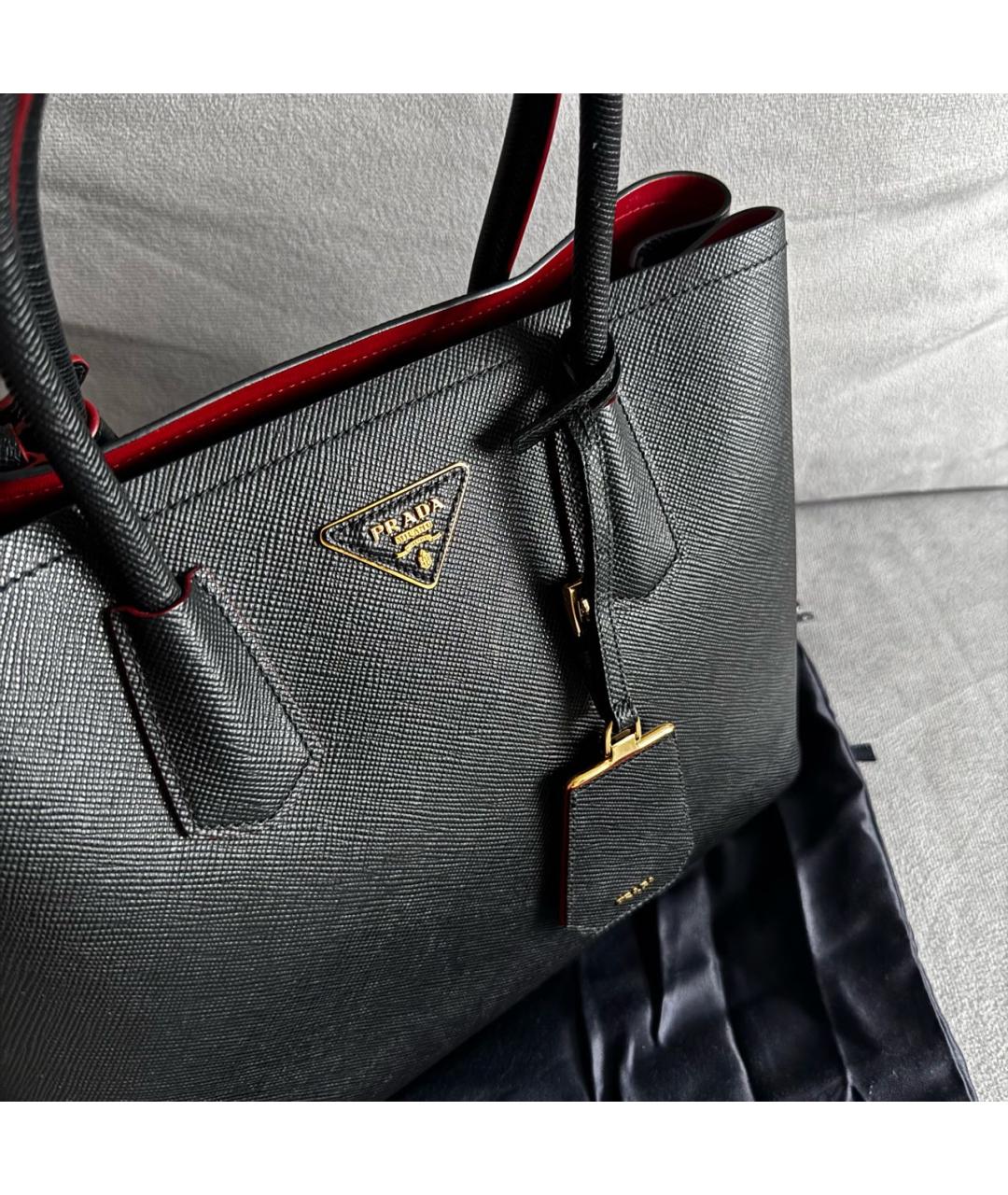 PRADA Черная кожаная сумка с короткими ручками, фото 5