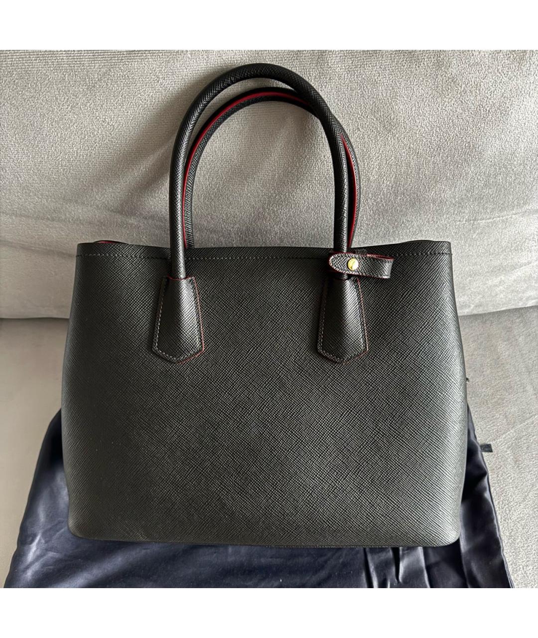 PRADA Черная кожаная сумка с короткими ручками, фото 3