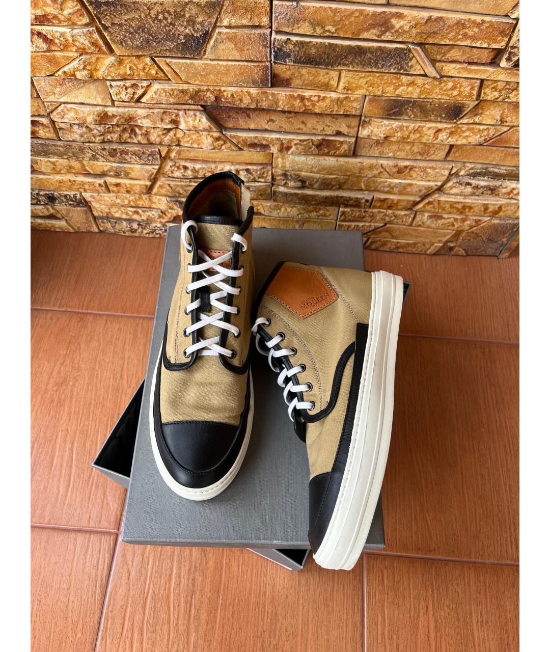 ALEXANDER MCQUEEN Горчичные текстильные высокие кроссовки / кеды, фото 5