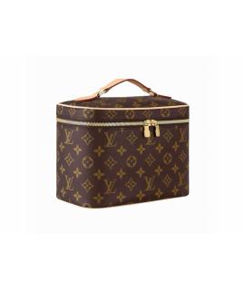 LOUIS VUITTON Косметичка
