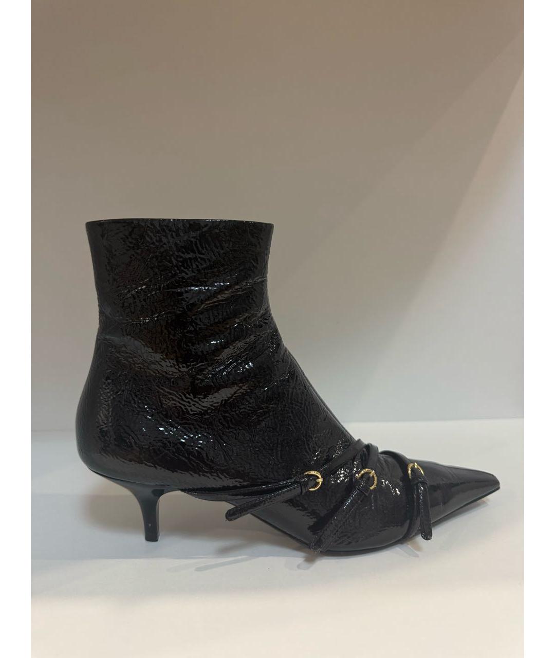 MIU MIU Черные ботильоны из лакированной кожи, фото 9