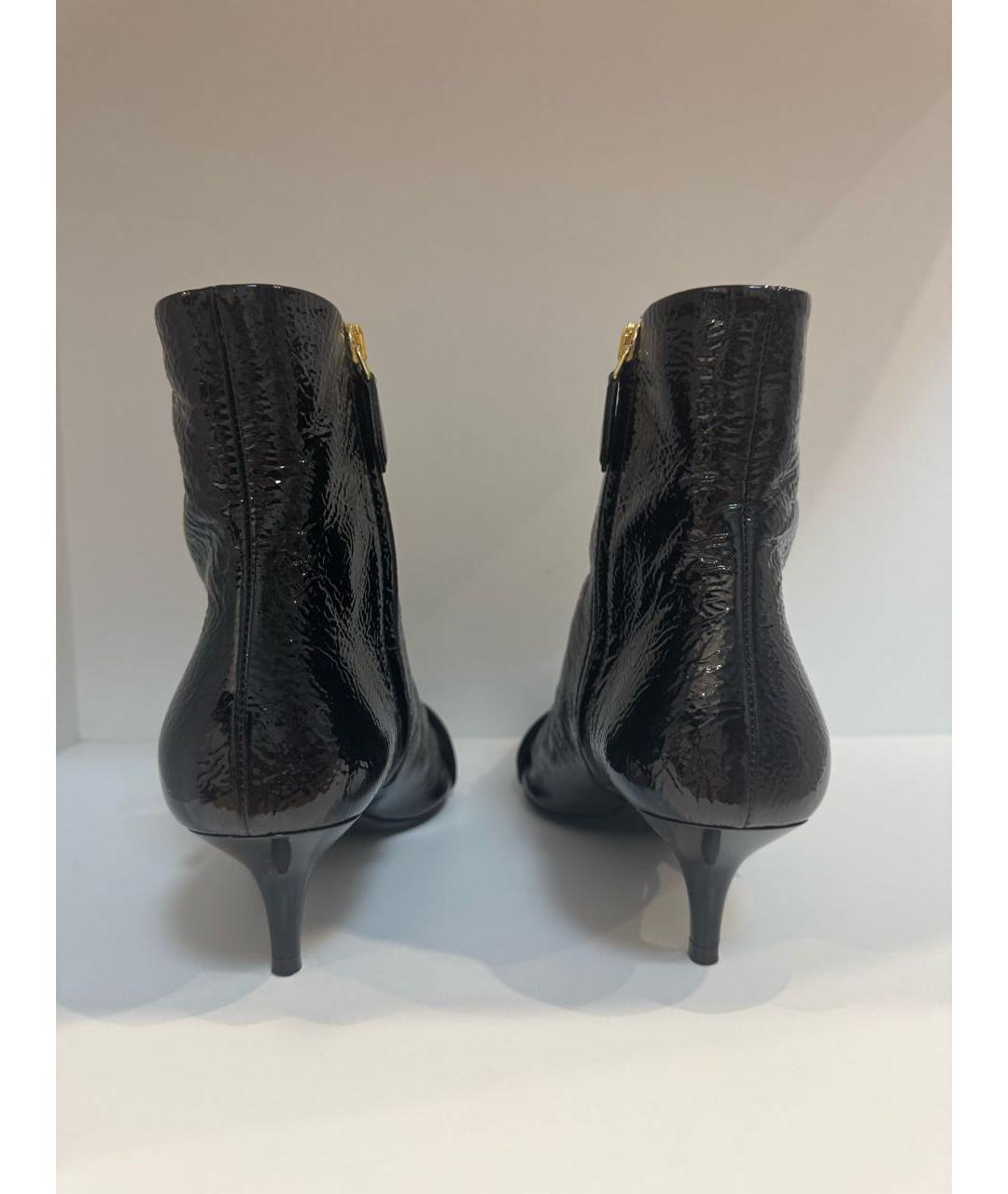 MIU MIU Черные ботильоны из лакированной кожи, фото 4