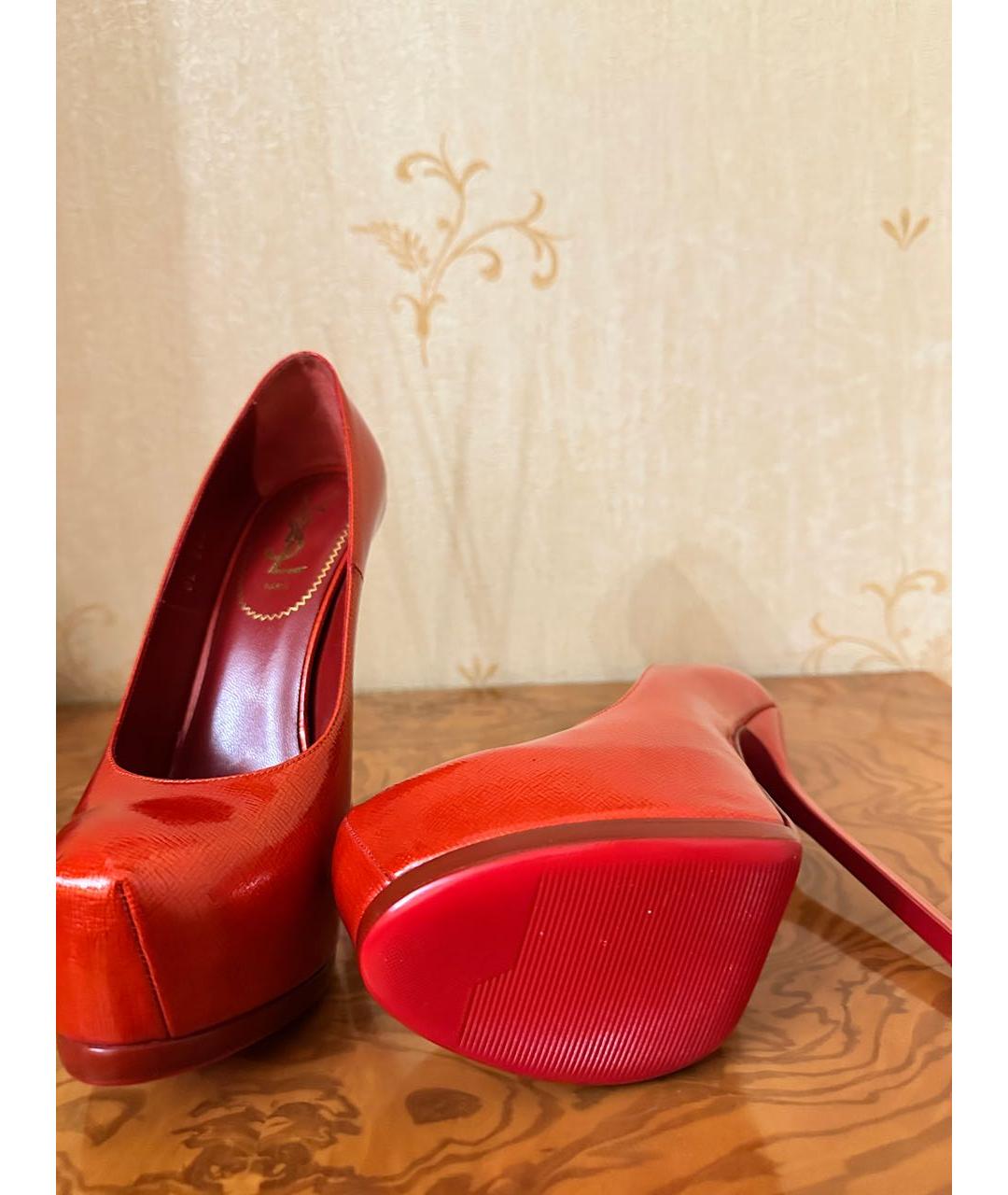 SAINT LAURENT Коралловые туфли из лакированной кожи, фото 5