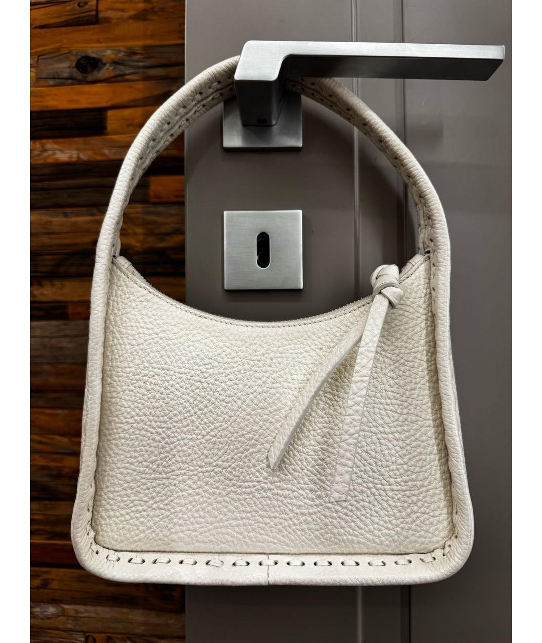 FENDI Бежевая кожаная сумка через плечо, фото 3