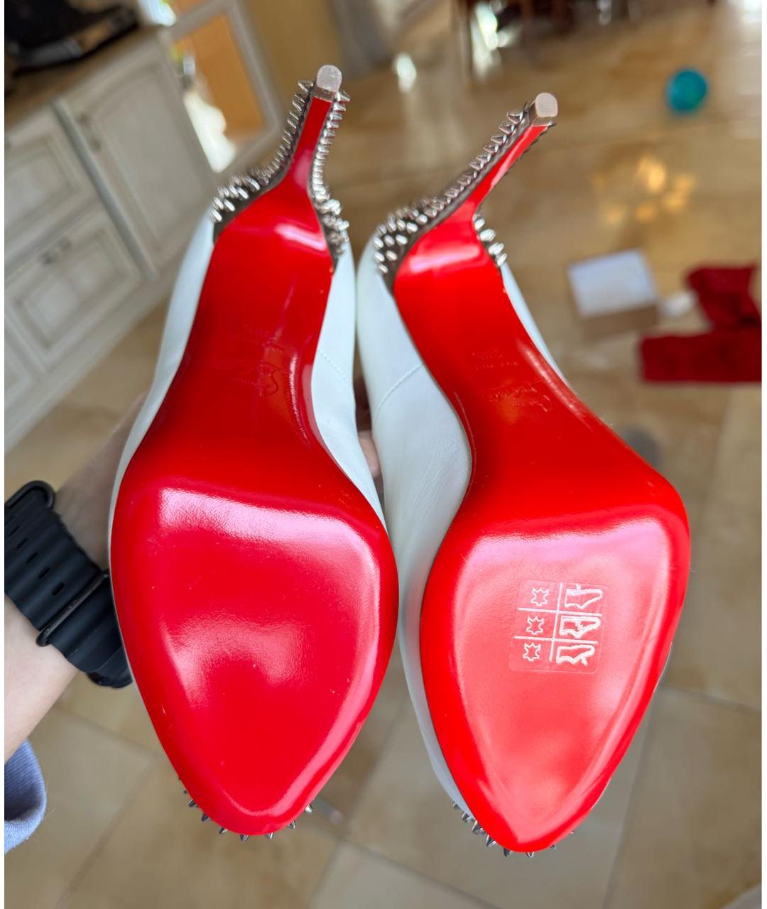 CHRISTIAN LOUBOUTIN Белые кожаные туфли, фото 7