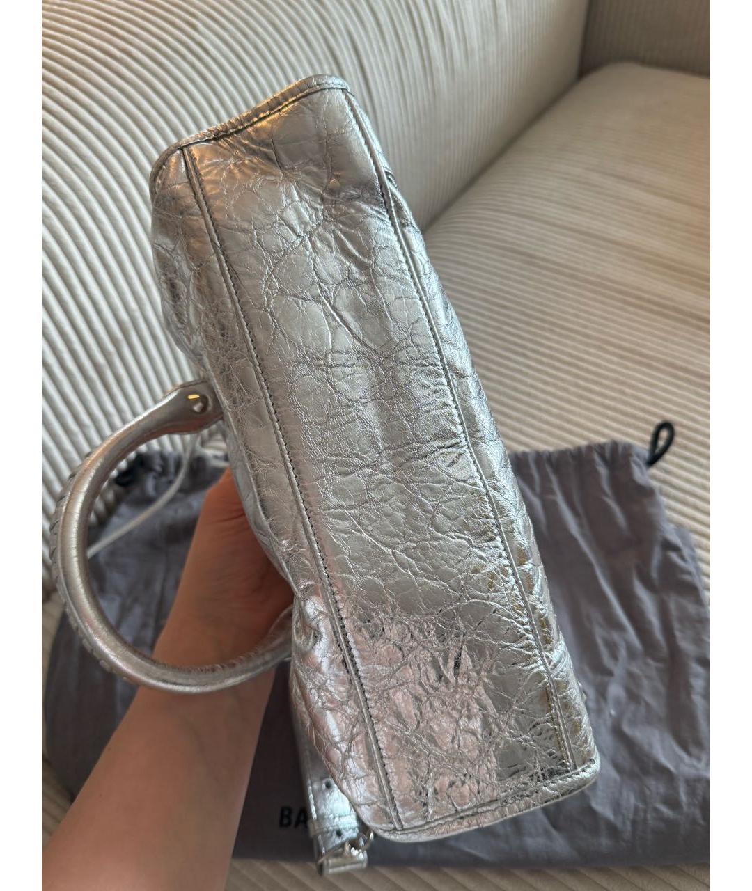 BALENCIAGA Серебряная кожаная сумка через плечо, фото 3