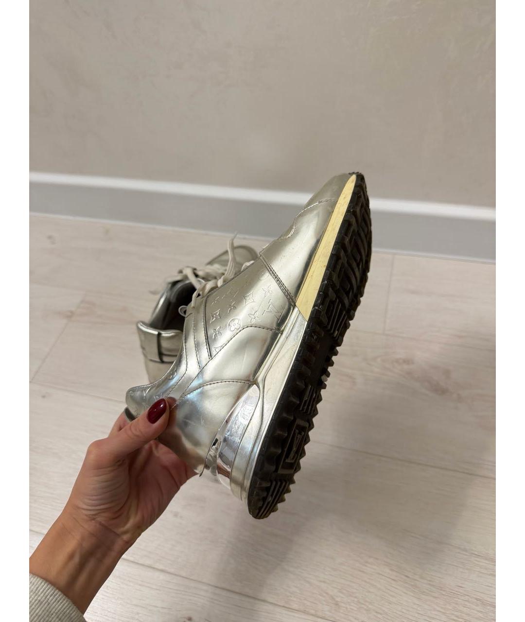 LOUIS VUITTON Серебряные кожаные кроссовки, фото 6