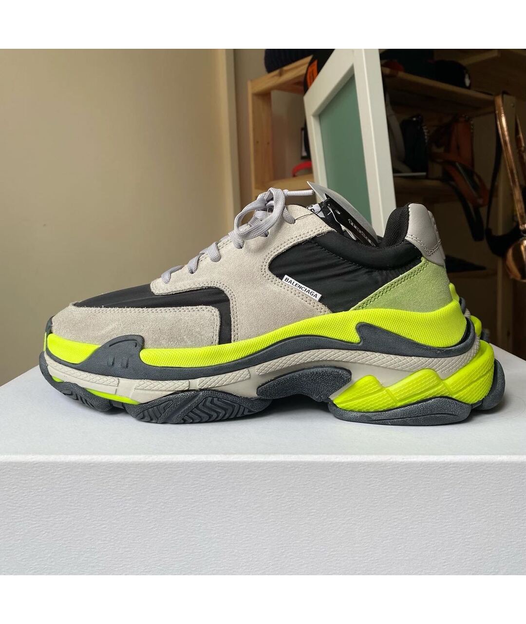 Balenciaga triple s black discount neon green light grey