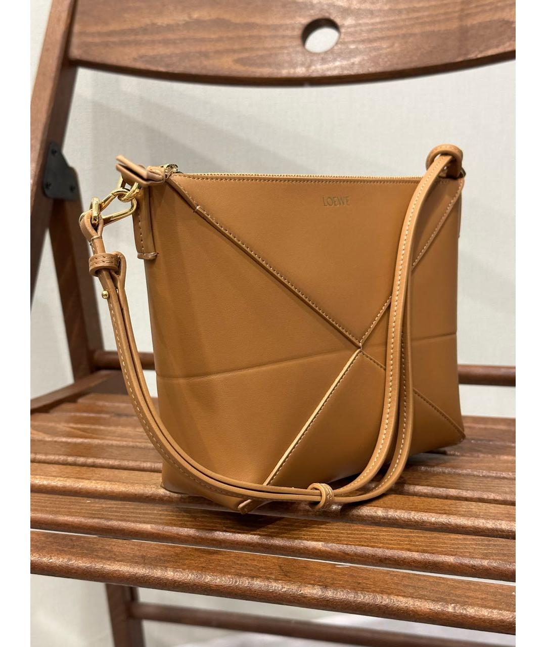 LOEWE Коричневая кожаная сумка через плечо, фото 2