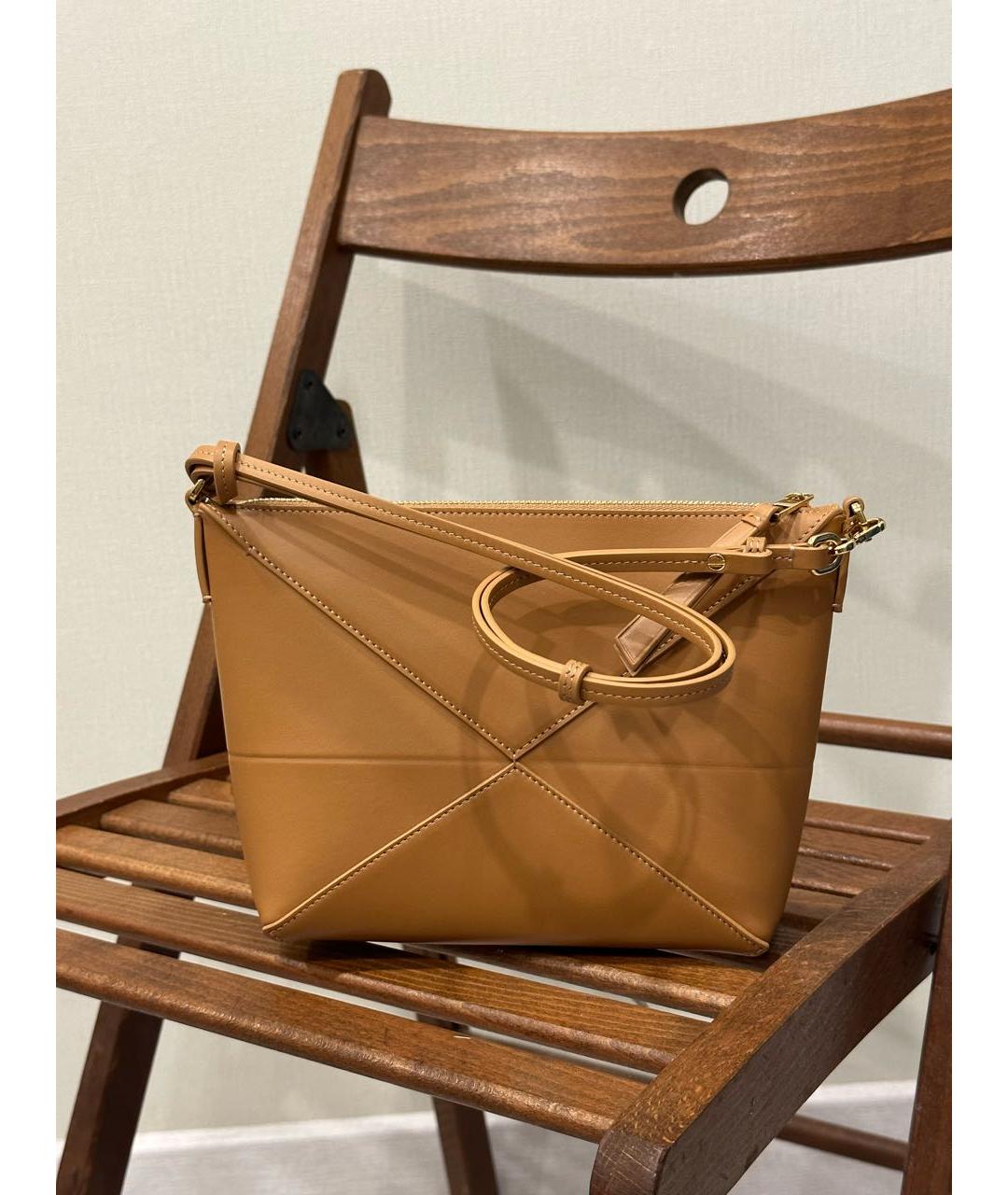 LOEWE Коричневая кожаная сумка через плечо, фото 5