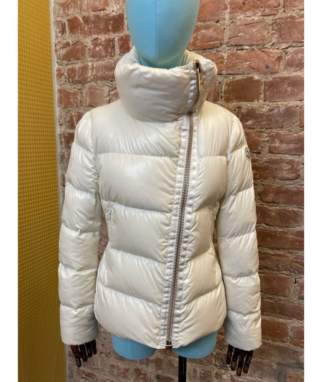 MONCLER Белый полиамидовый пуховик, фото 5