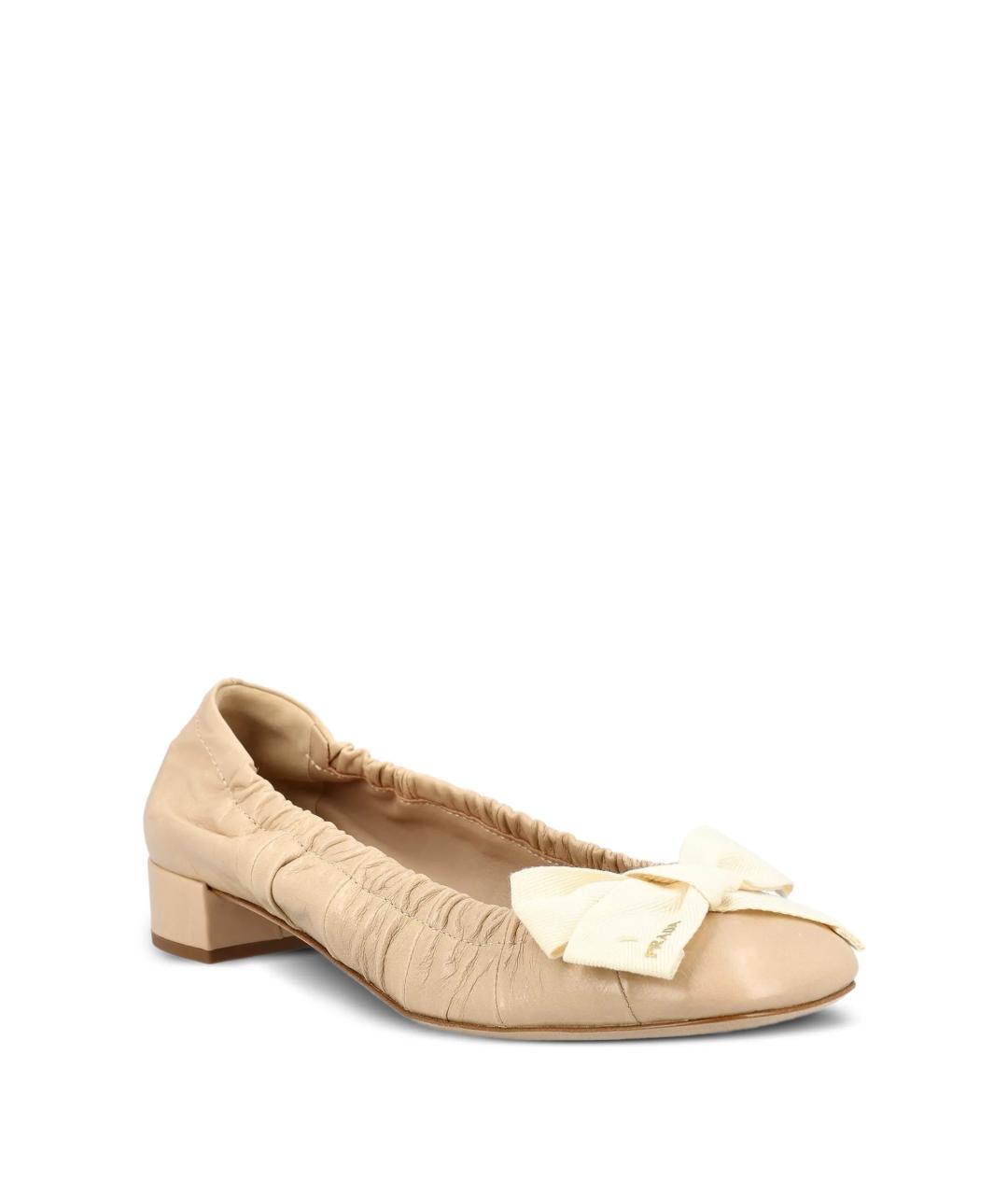 PRADA Бежевые кожаные туфли, фото 2