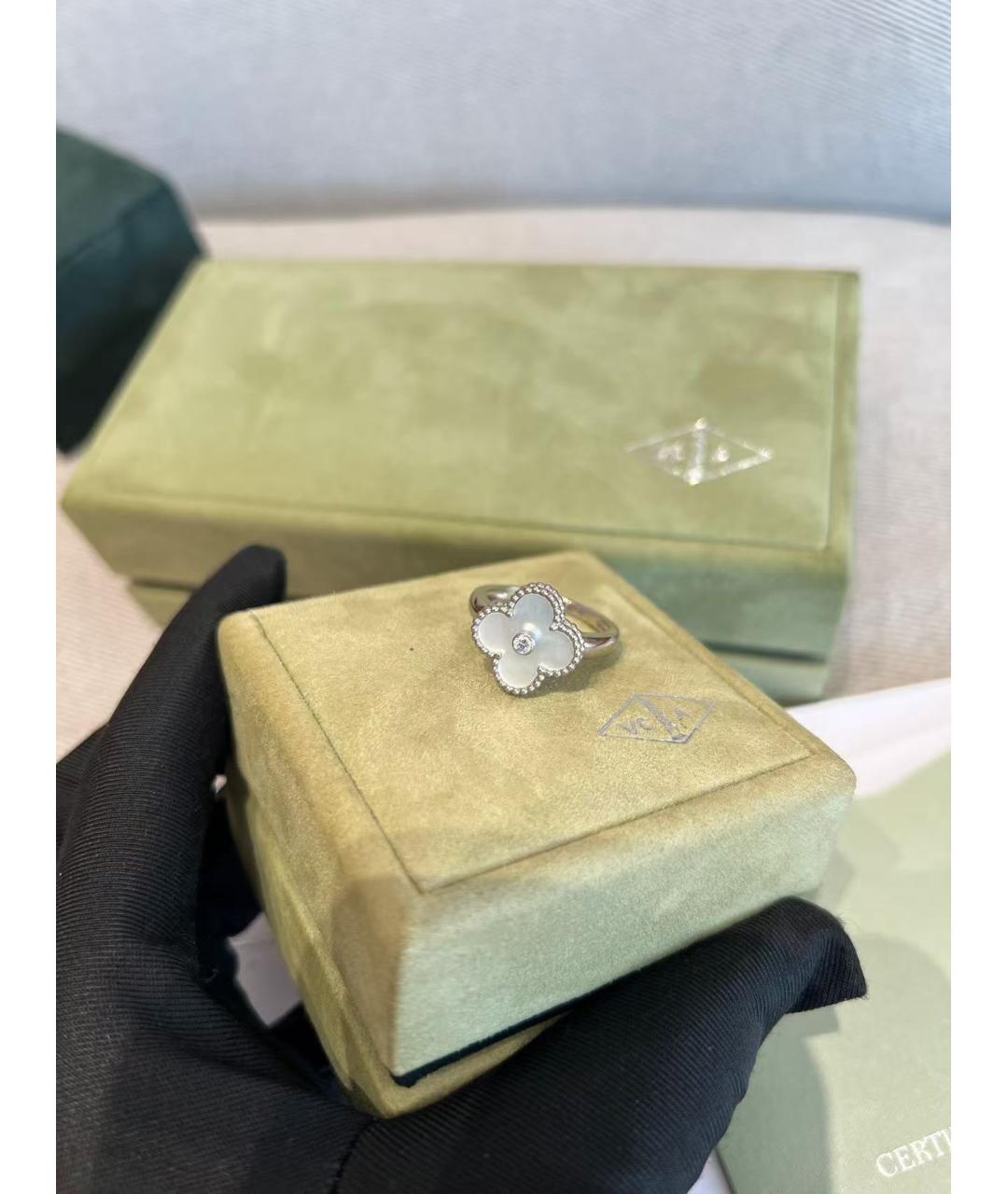 VAN CLEEF & ARPELS Серебряное кольцо из белого золота, фото 6