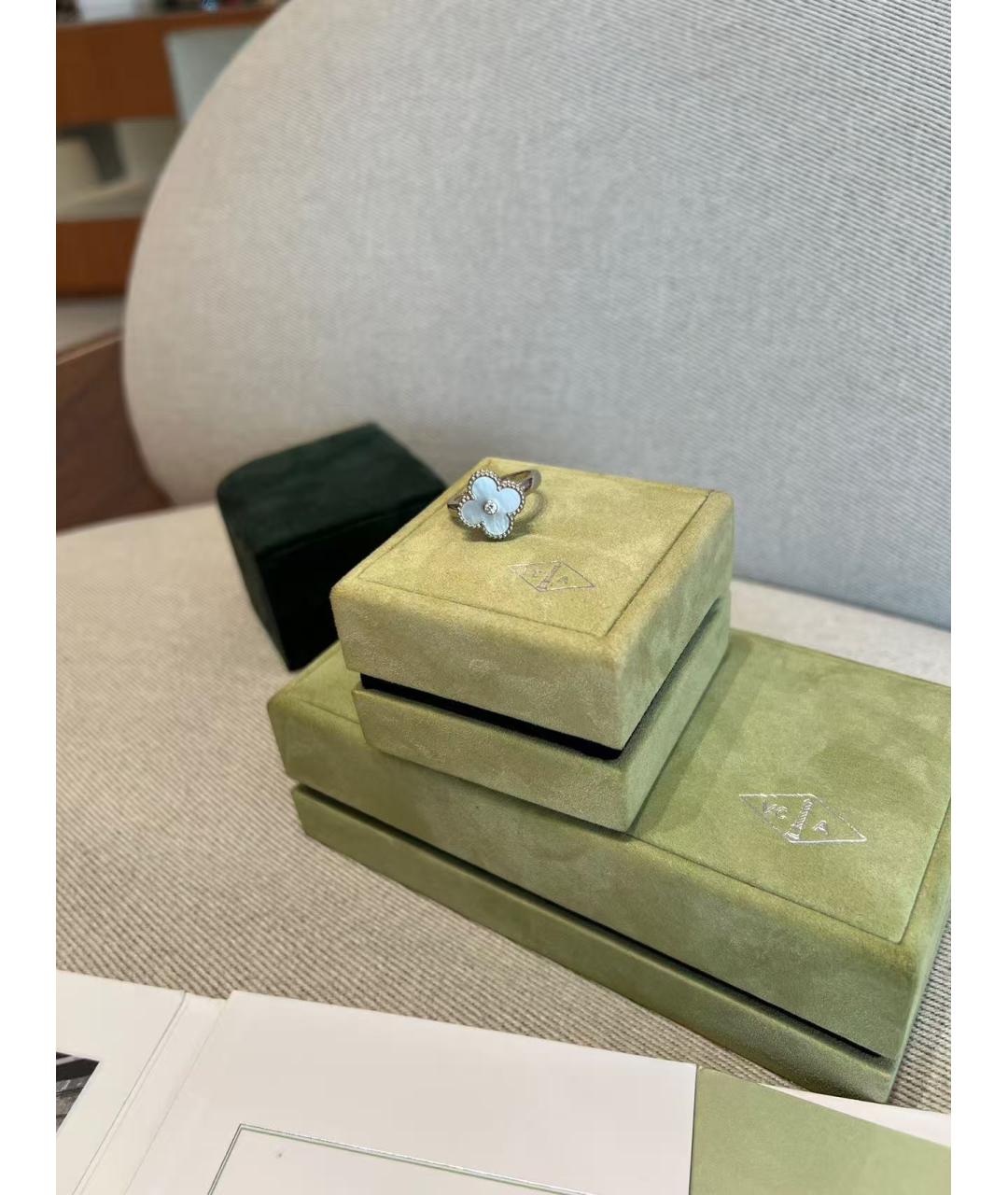 VAN CLEEF & ARPELS Серебряное кольцо из белого золота, фото 7