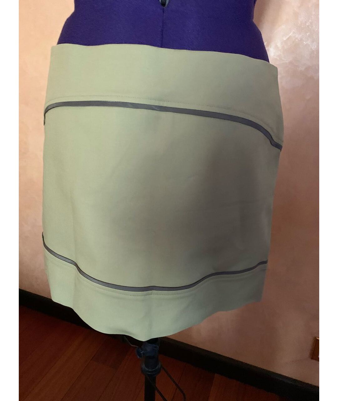NICOLE MILLER Хаки хлопко-эластановая юбка мини, фото 2