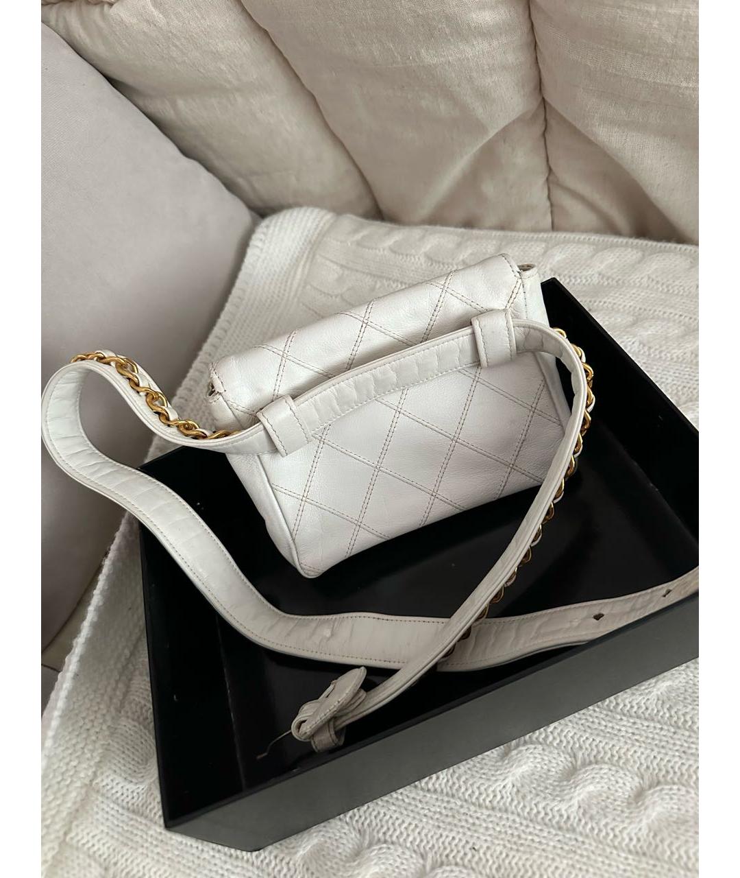 CHANEL Белая кожаная поясная сумка, фото 3