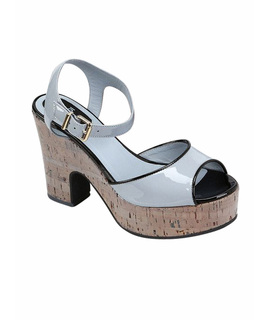 

Босоножки FENDI