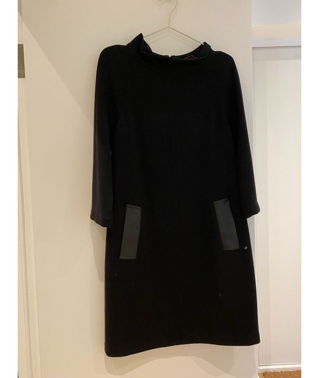 Falconeri Черное шерстяное повседневное платье, фото 2