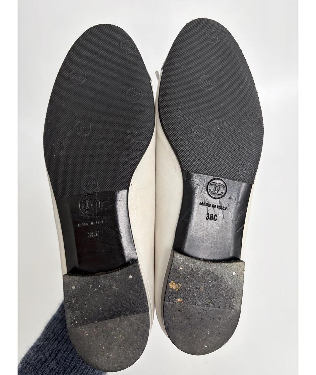 CHANEL Белые кожаные балетки, фото 3