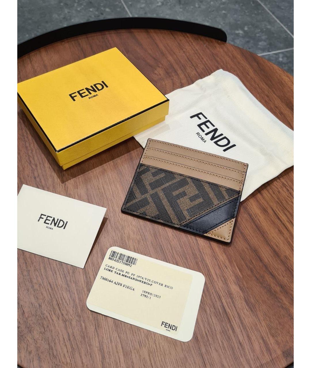 FENDI Коричневый кожаный кардхолдер, фото 2