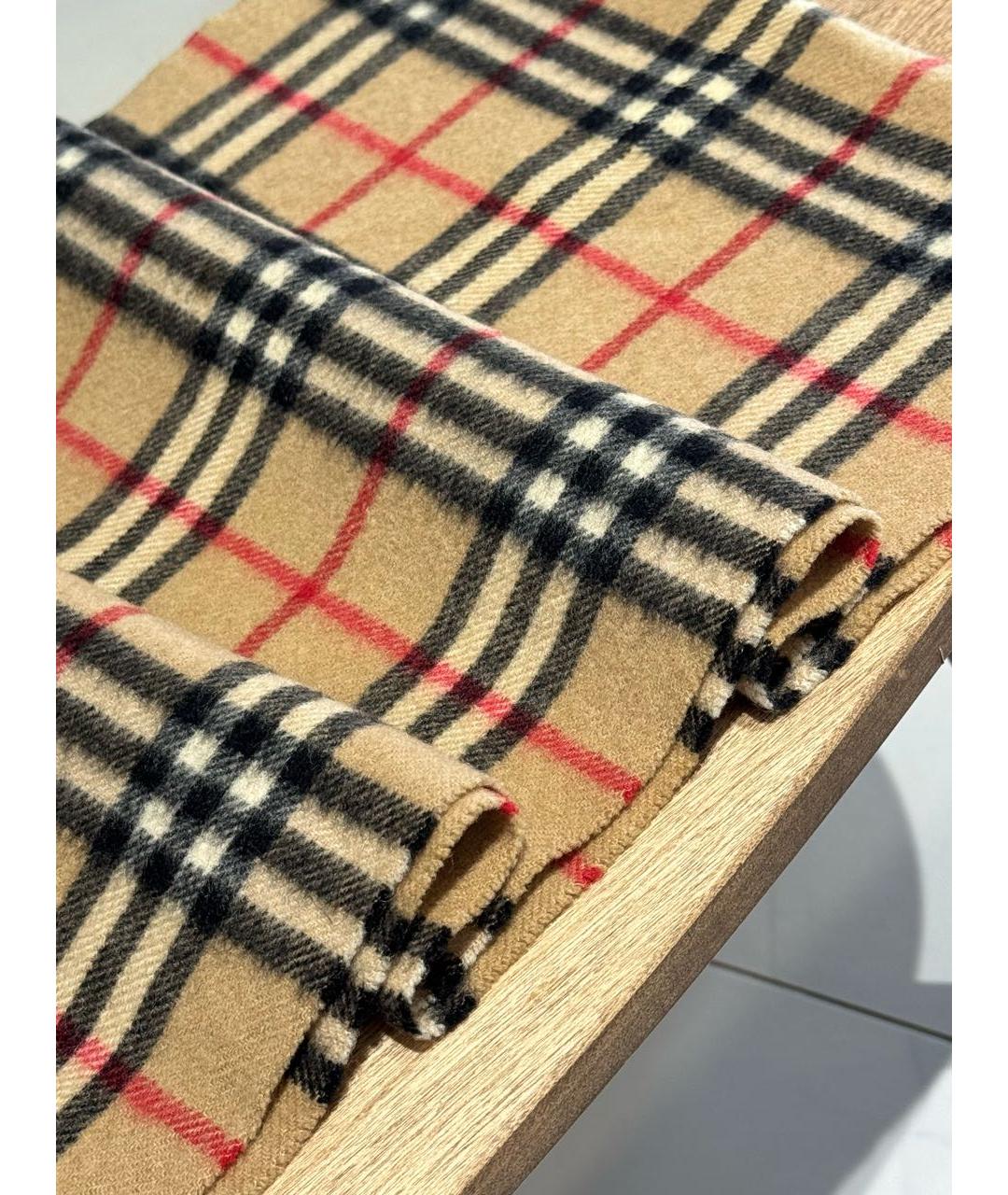 BURBERRY Бежевый кашемировый шарф, фото 5